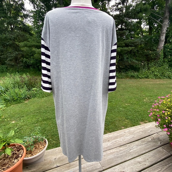 Colorful Alembika High-Low T - Picture 5 of 10